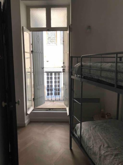 Grand Appartement En Maison De Ville Valréas エクステリア 写真