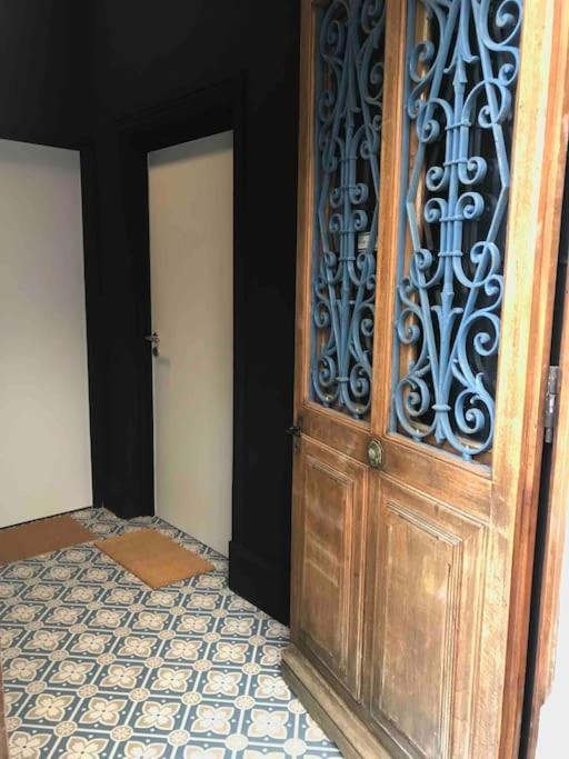 Grand Appartement En Maison De Ville Valréas エクステリア 写真