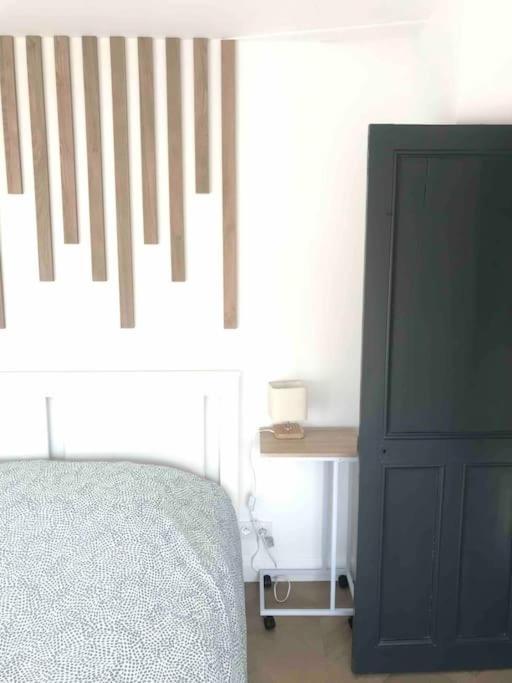 Grand Appartement En Maison De Ville Valréas エクステリア 写真